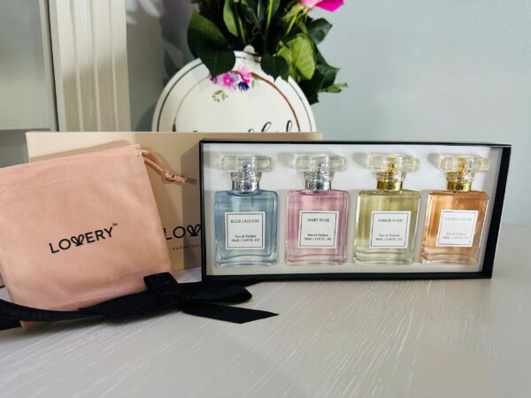 Perfume gift set with four bottles