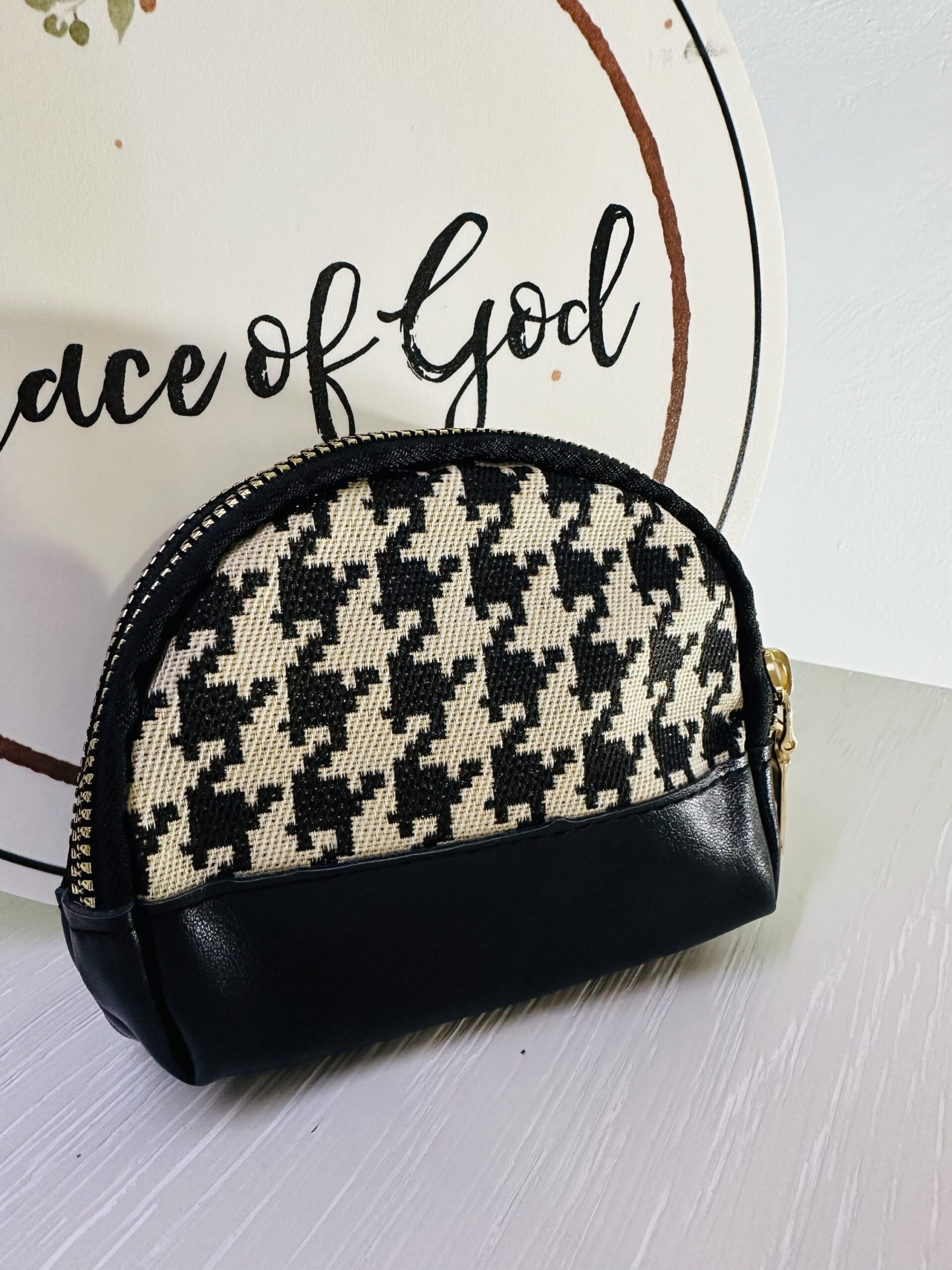 Atzbranding Limited - Chic Houndstooth Zipper Purse - Image 3