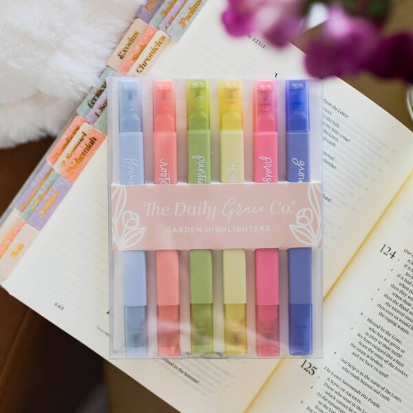 The Daily Grace Co - Garden Highlighter Set